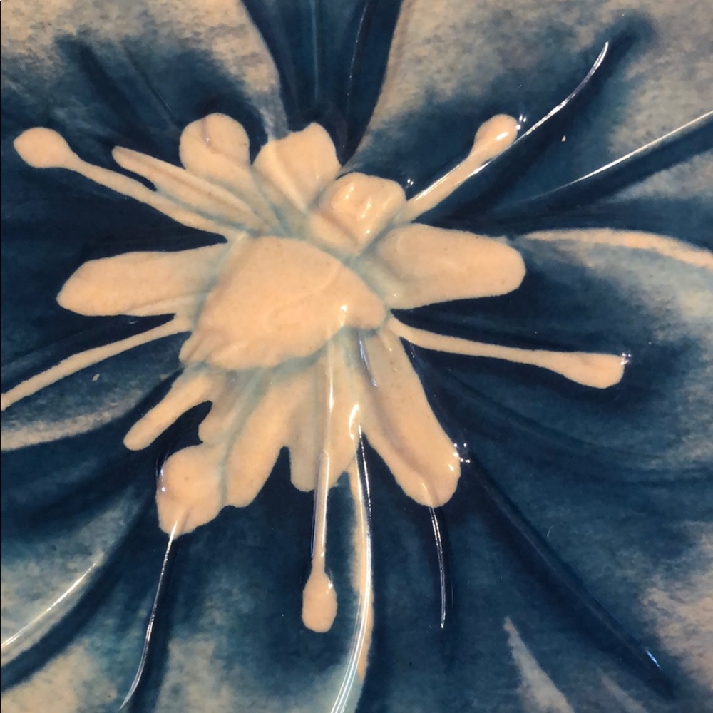 Blue Floral Bamboo plates. 4 total. - Picture 5 of 7